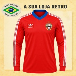Camisa retrô CSKA Moscow logo.