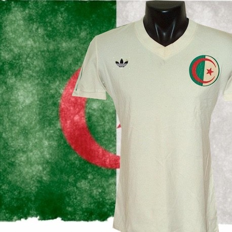Camisa retrô Algeria 1982